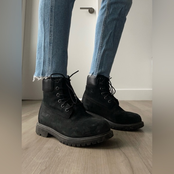 Timberland Premium 6-Inch Waterproof Womens 6 | Black Winter Boots - Picture 2 of 5